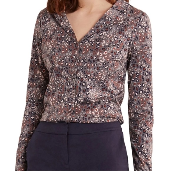 Boden Tops - Boden Agnes Pewter Leopard Pop Print Jersey Knit Button Down Shirt in  - 8